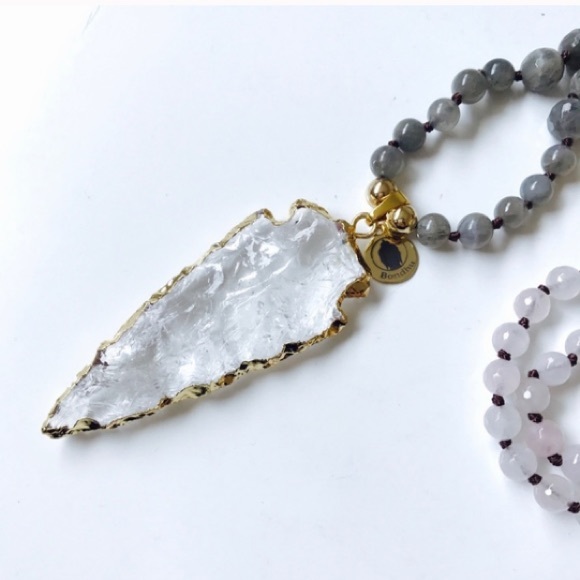 Boho Chic Crystal Arrowhead Necklace - Picture 2 of 4